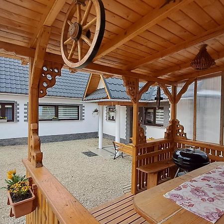 Amico Appartement Groń Buitenkant foto